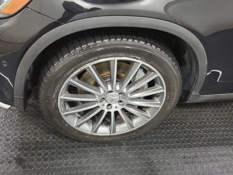 Mercedes-Benz GLC * AMG 43 * CARFAX * ЦЕНА ДО БГ, снимка 9 - Автомобили и джипове - 52882036