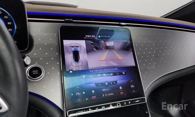 Mercedes-Benz EQE 350+ | ОБДУХВАНЕ | BURMESTER | 360 КАМЕРА | , снимка 14 - Автомобили и джипове - 54041191