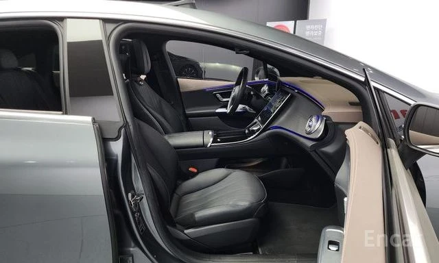 Mercedes-Benz EQE 350+ | ОБДУХВАНЕ | BURMESTER | 360 КАМЕРА | , снимка 8 - Автомобили и джипове - 54041191