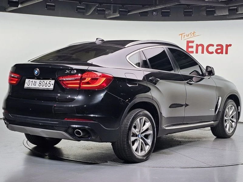 BMW X6 xDrive 30d| 258к.с.| ВКЛ.ТЕХНОТЕСТ, снимка 2 - Автомобили и джипове - 55222039