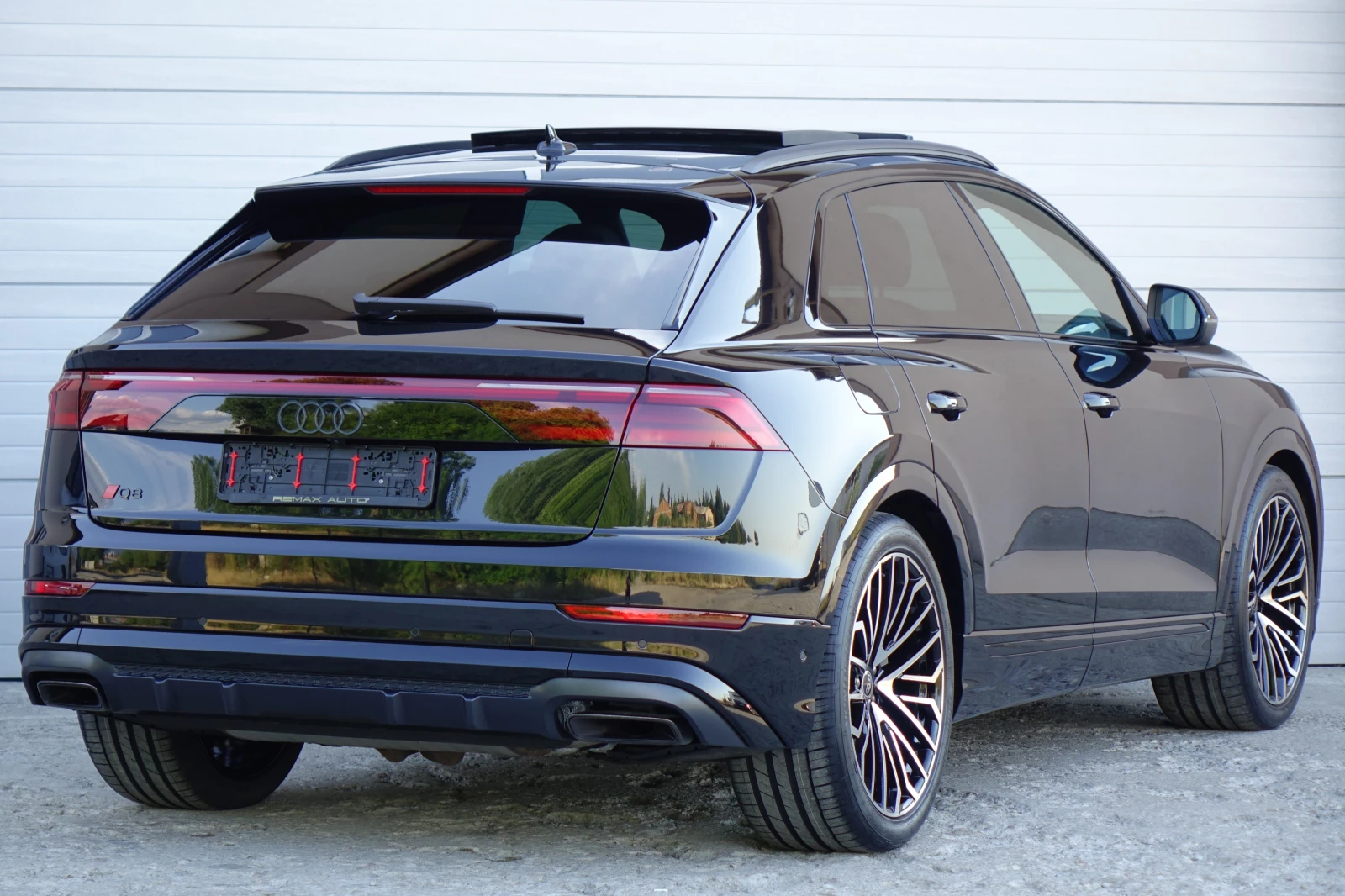 Audi Q8 2XS-LINE* OLED LIGHTS* HEAD UP* PANO*  - изображение 9