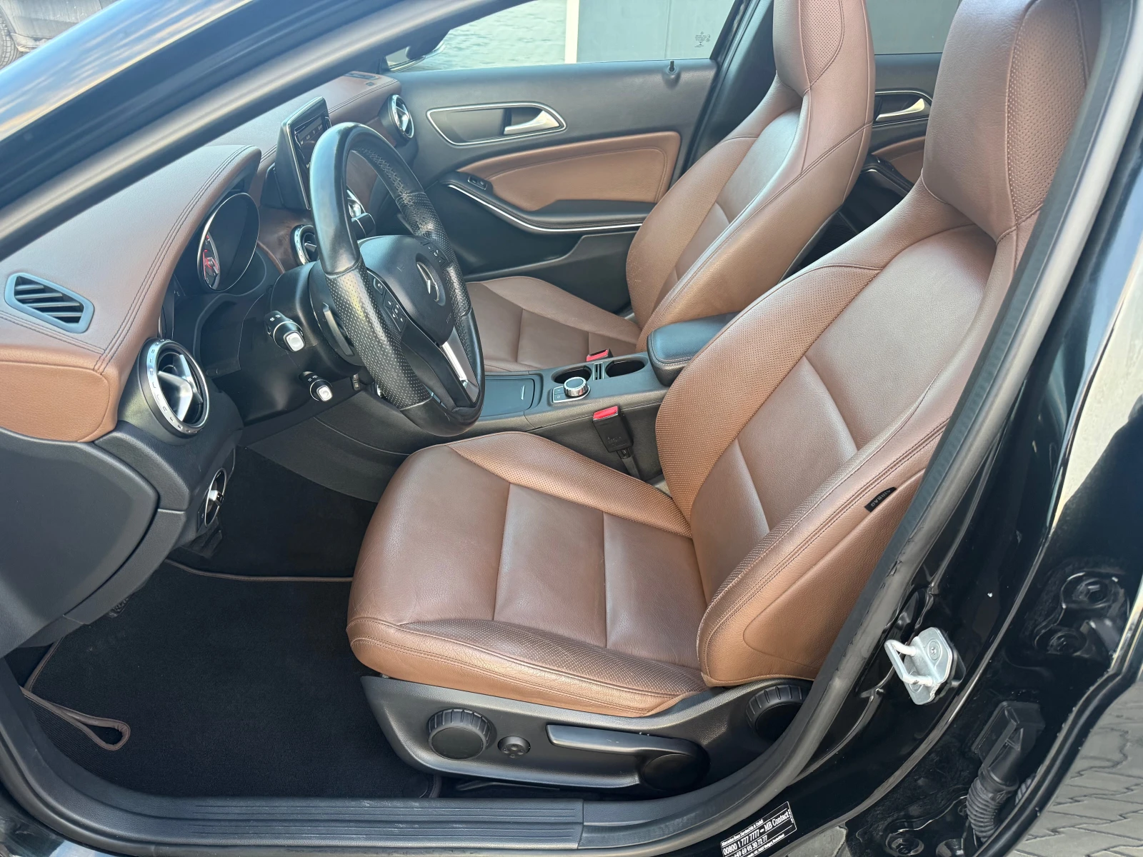 Mercedes-Benz GLA 220 2.2cdi 170 ks AMG LINE Собствен лизинг !!! - изображение 10