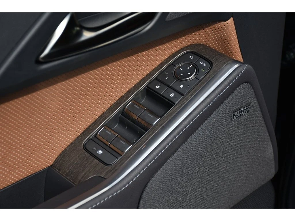 Lexus GX 550 3.4 * Mark Levinson * Обдухване * Carfax * , снимка 16 - Автомобили и джипове - 53817542