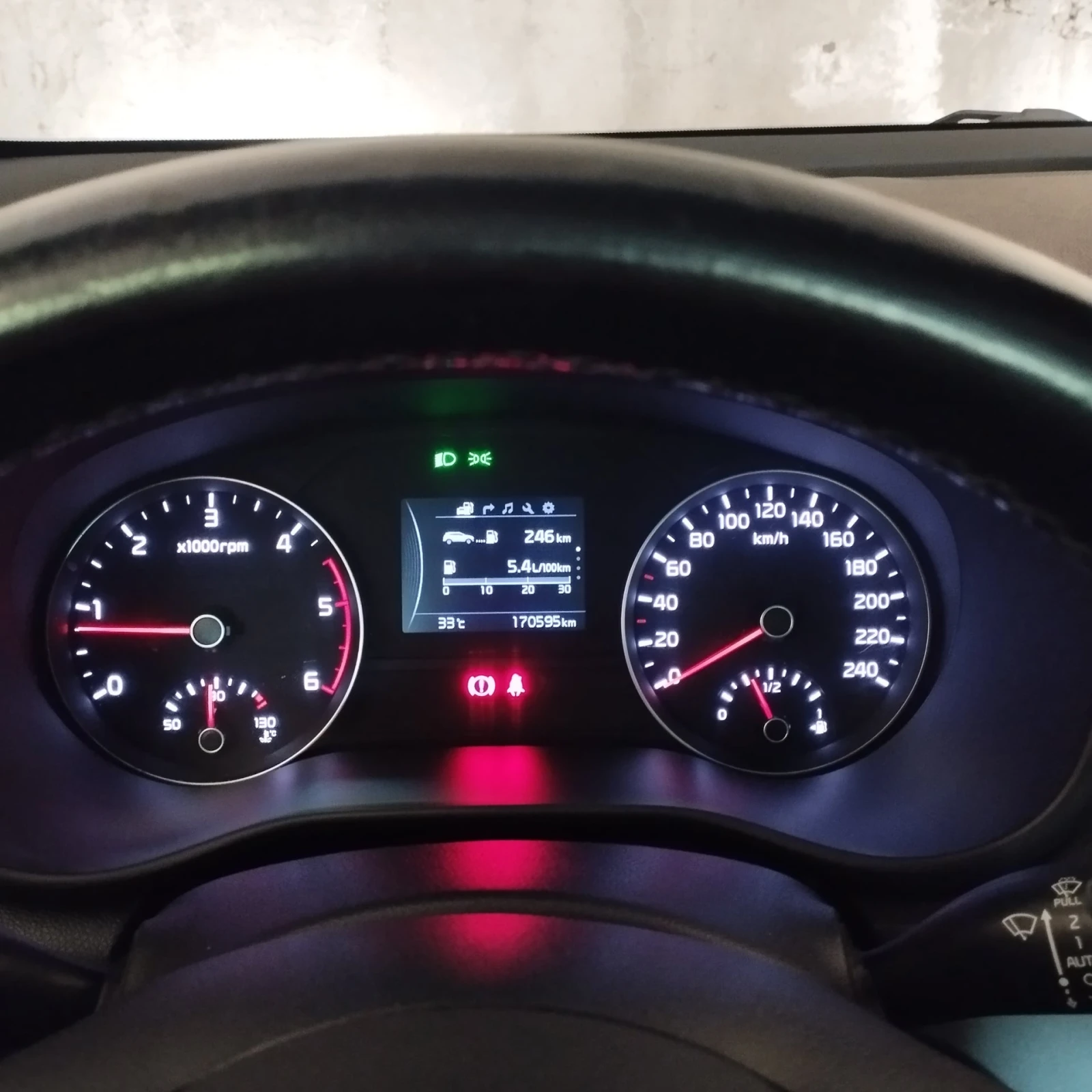 Kia Sportage, снимка 12 - Автомобили и джипове - 53959040