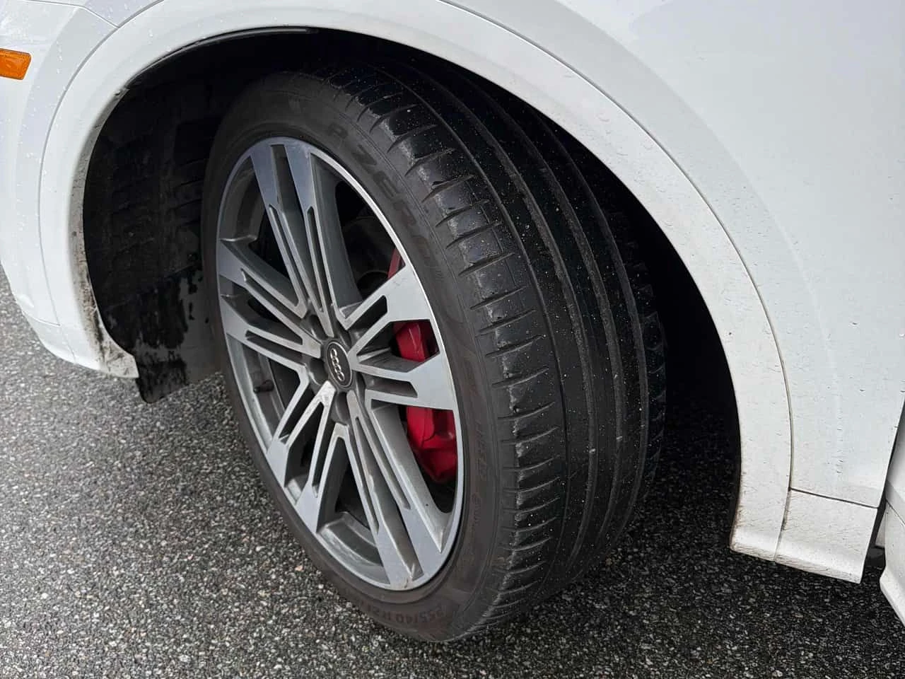 Audi SQ5 * Technik * BANG&OLUFSEN* 360* NAVI* PANO* , снимка 15 - Автомобили и джипове - 54184908