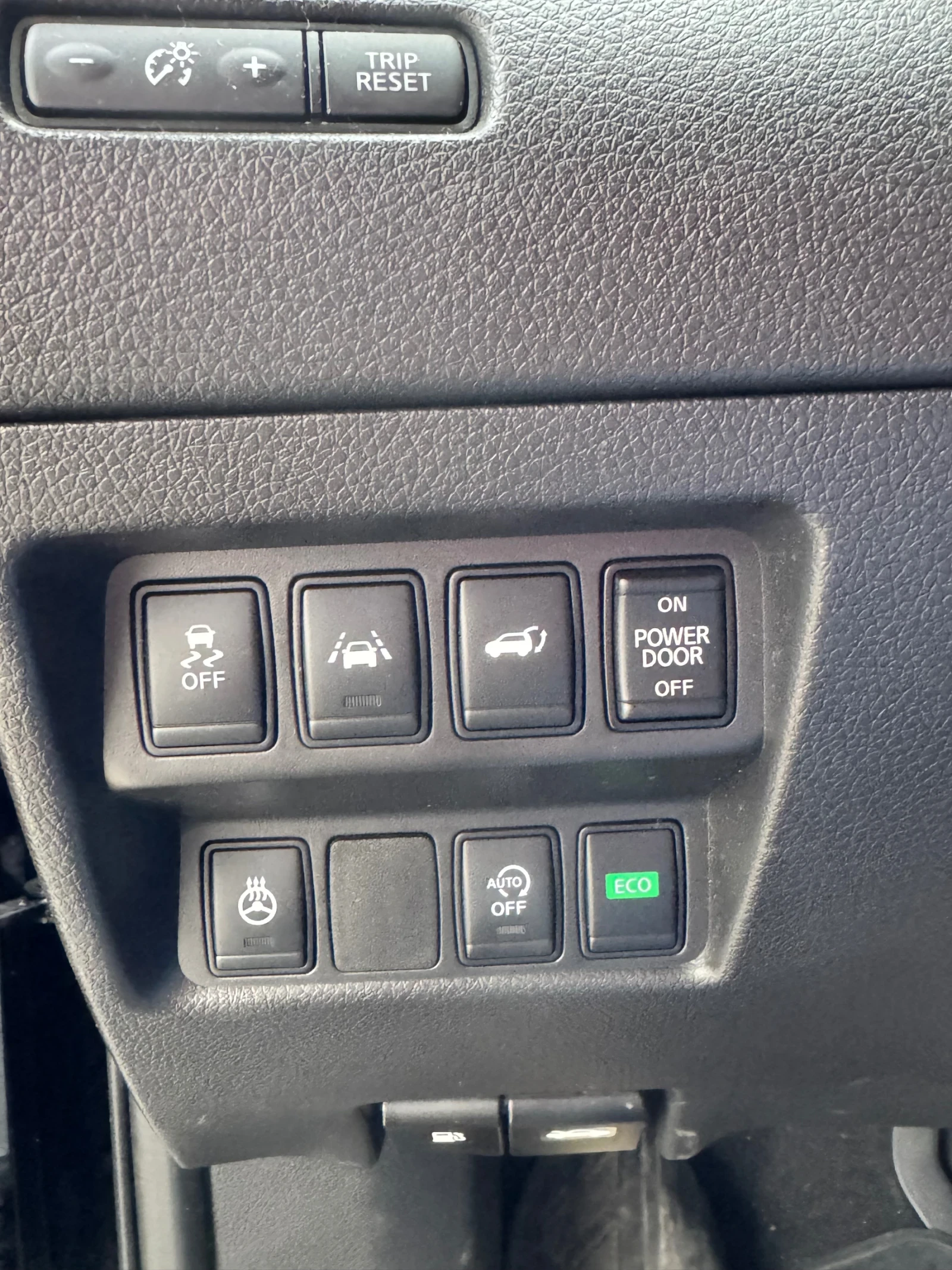 Nissan X-trail, снимка 7 - Автомобили и джипове - 54257349