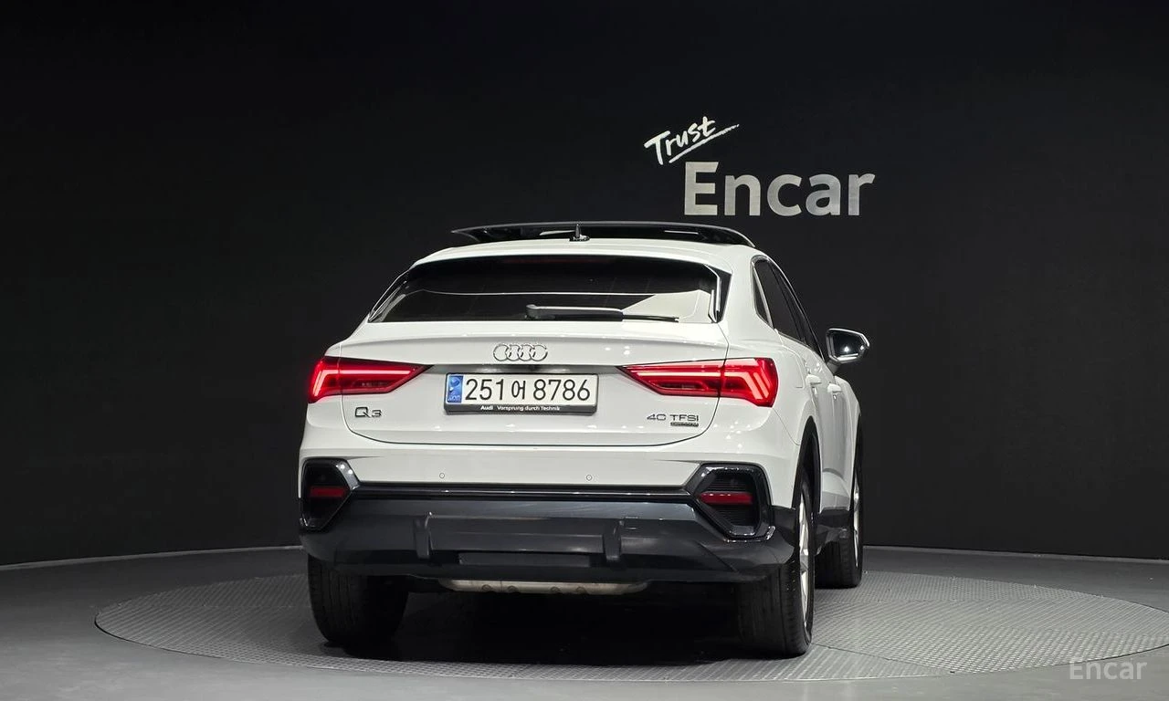 Audi Q3 Sportback 40TFSI* MATRIX* 360КАМЕРА* LANE* ASSIST* , снимка 4 - Автомобили и джипове - 54573170