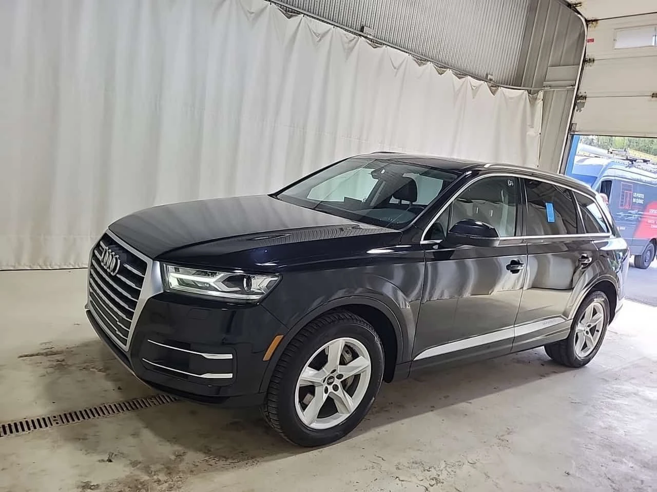 Audi Q7  | PROGRESSIV | 360 | ОБДУХВАНЕ | ДВА КЛЮЧА 