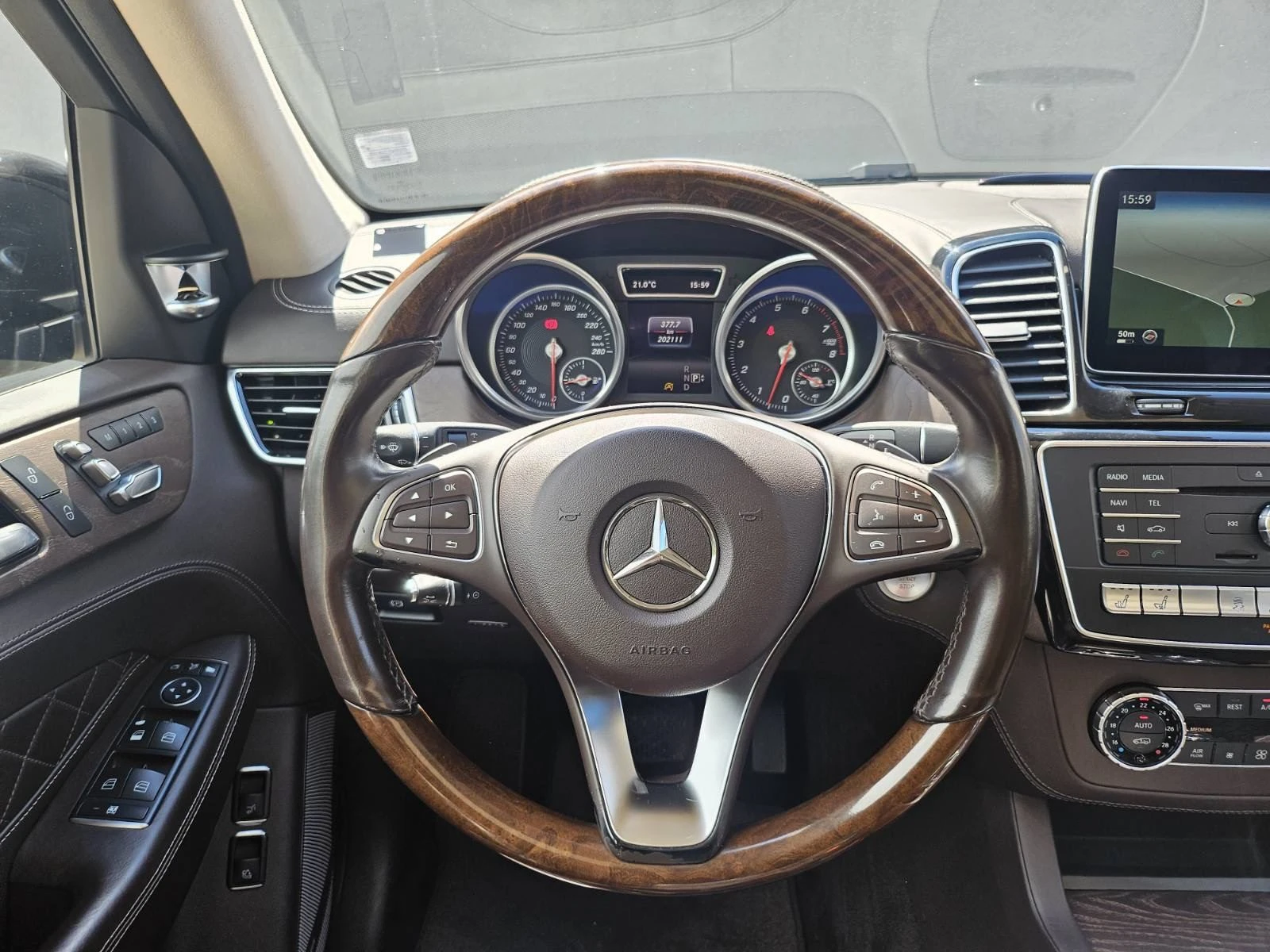 Mercedes-Benz GLE 500 4MATIC BANG&OLUFSEN, снимка 13 - Автомобили и джипове - 55030249