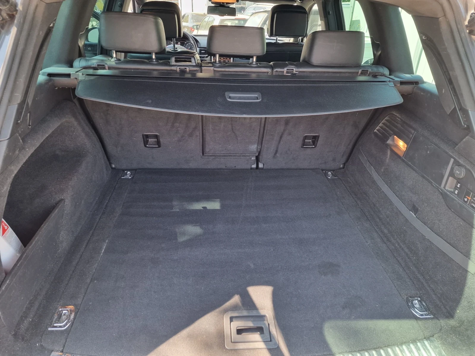 VW Touareg 3.0TDI 4MOTION PANORAMA 360 , снимка 17 - Автомобили и джипове - 55784378