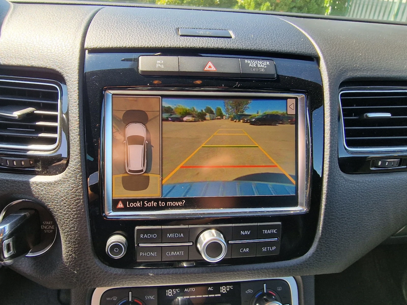 VW Touareg 3.0TDI 4MOTION PANORAMA 360 , снимка 14 - Автомобили и джипове - 55784378