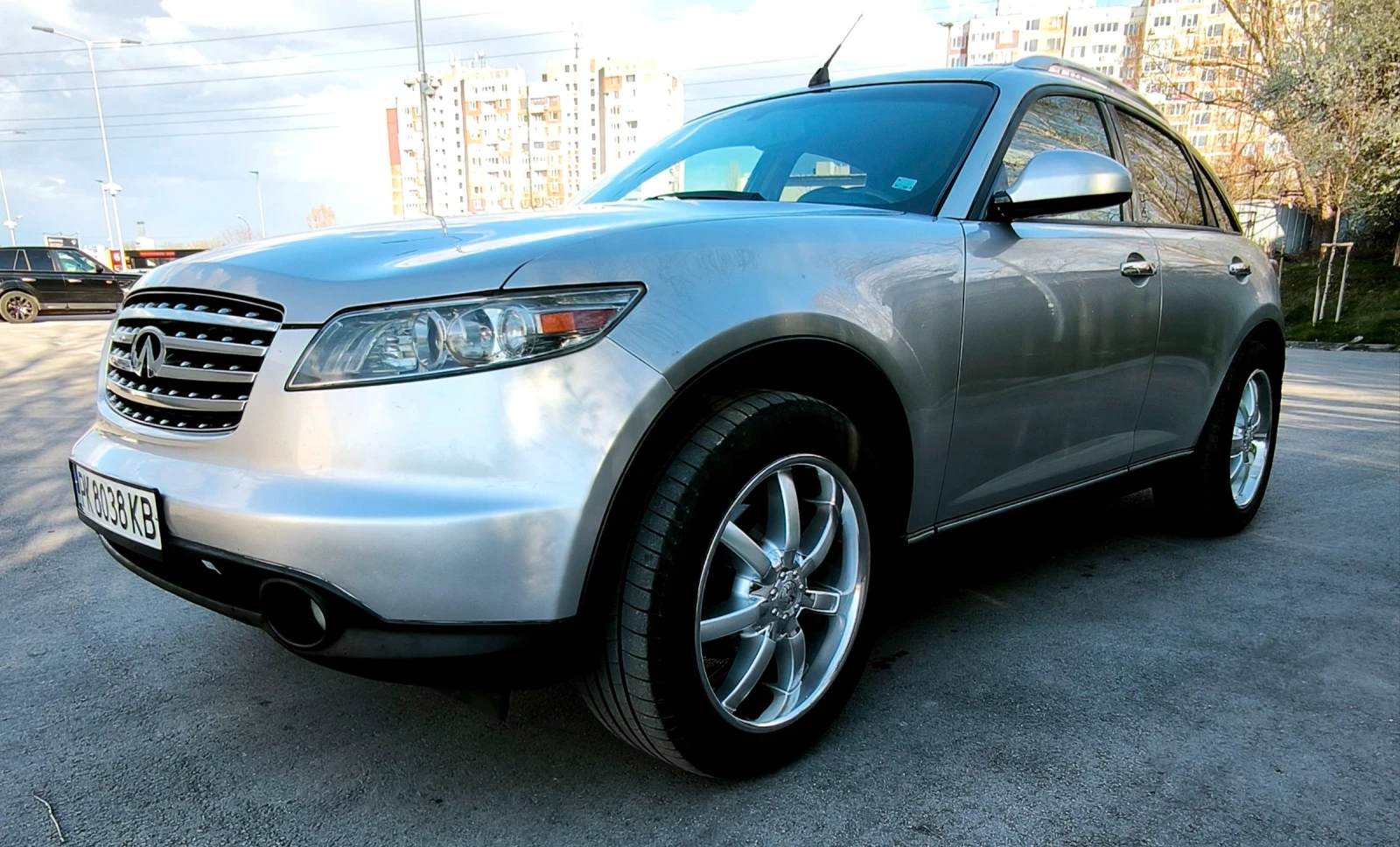 Infiniti Fx 45 4.5 face, снимка 3 - Автомобили и джипове - 56011379