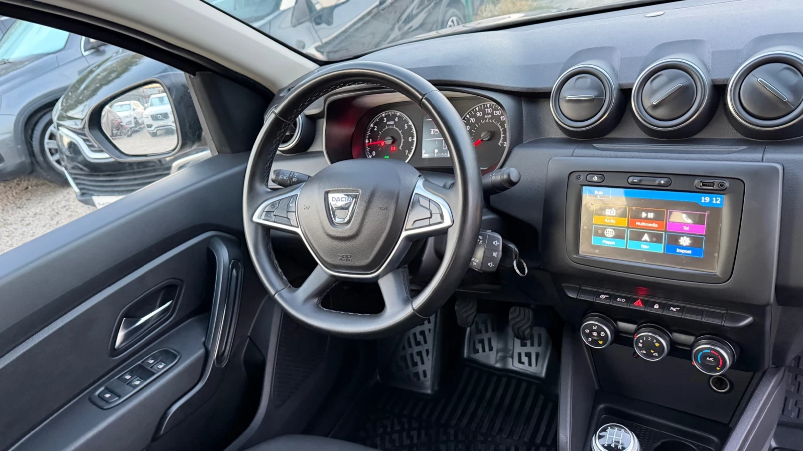 Dacia Duster 1.6 БЕНЗИН ГАЗ НАВИ ЛИЗИНГ ВИДЕО, снимка 9 - Автомобили и джипове - 56148650