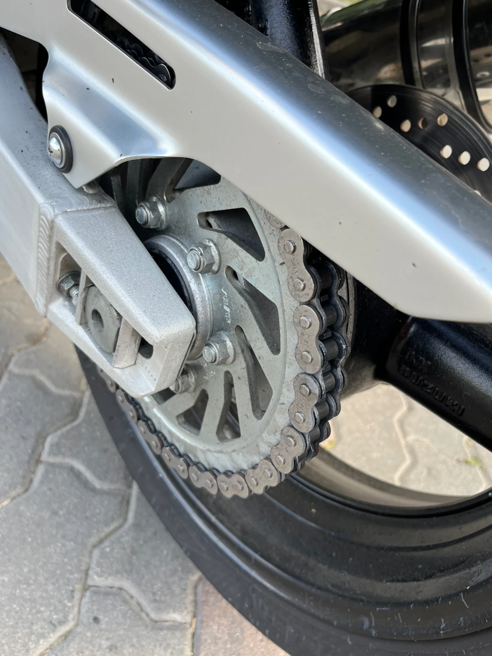 Suzuki Bandit 1200 - изображение 7