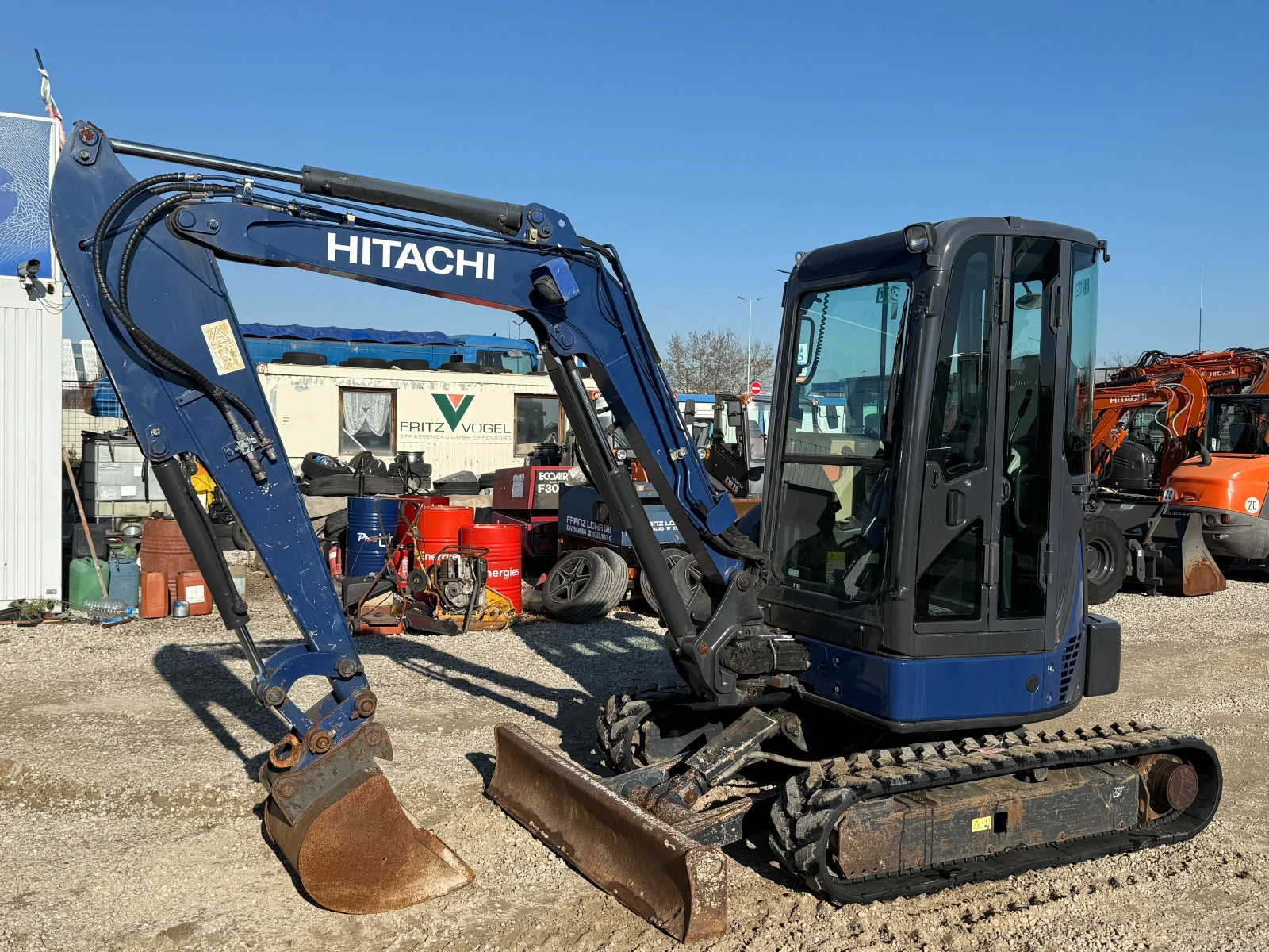 ����� Hitachi ZX 38U-3 | Mobile.bg � ����������� 3