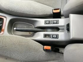 Nissan Primera 1,8 НА ЧАСТИ, снимка 17