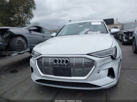 Audi E-Tron Premium Quattro, снимка 12