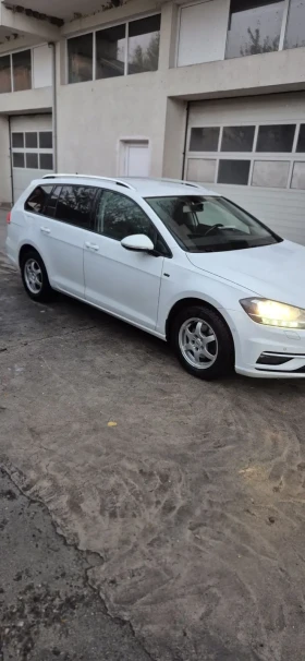 VW Golf 1.6 TDI | Mobile.bg    5