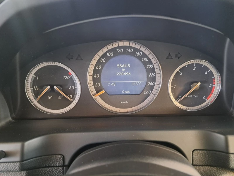 Mercedes-Benz C 320 C 320CDI 224PS ELEGANCE  ITALIA, снимка 14 - Автомобили и джипове - 45912035