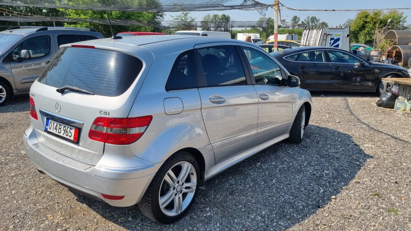 Mercedes-Benz B 180, снимка 4 - Автомобили и джипове - 47078209