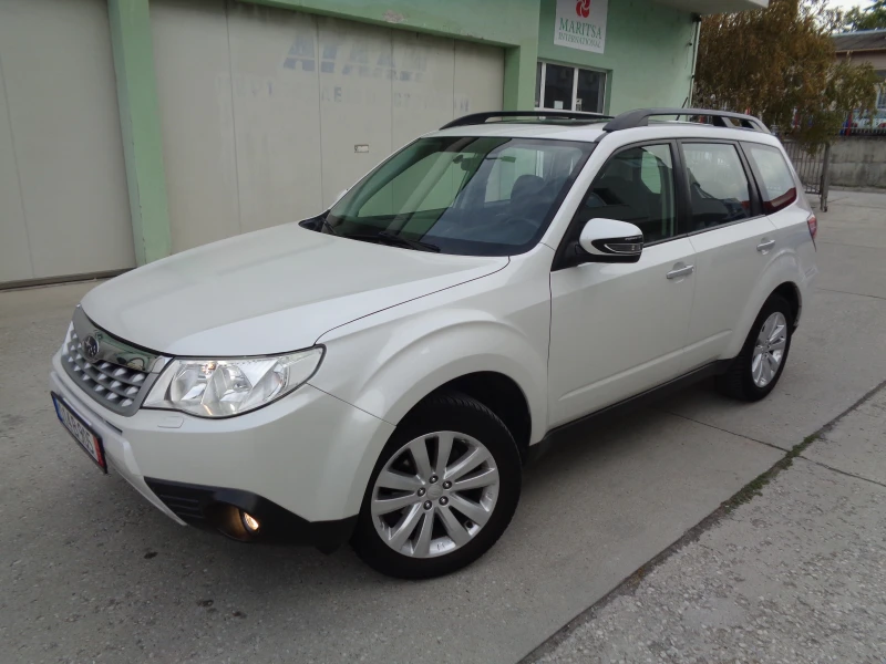 Subaru Forester 2.0XS-EXCLUSIVE-Bi-fuel-GAS-LIZING, снимка 1 - Автомобили и джипове - 47291934