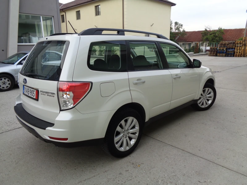 Subaru Forester 2.0XS-EXCLUSIVE-Bi-fuel-GAS-LIZING, снимка 4 - Автомобили и джипове - 47291934