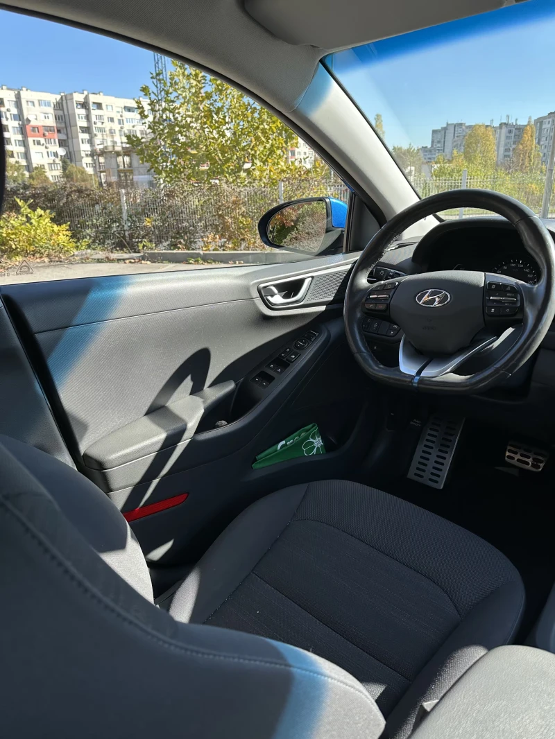 Hyundai Ioniq, снимка 10 - Автомобили и джипове - 47767757