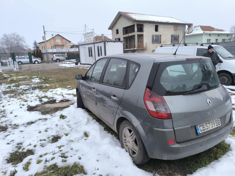 Renault Scenic, снимка 4 - Автомобили и джипове - 48891019