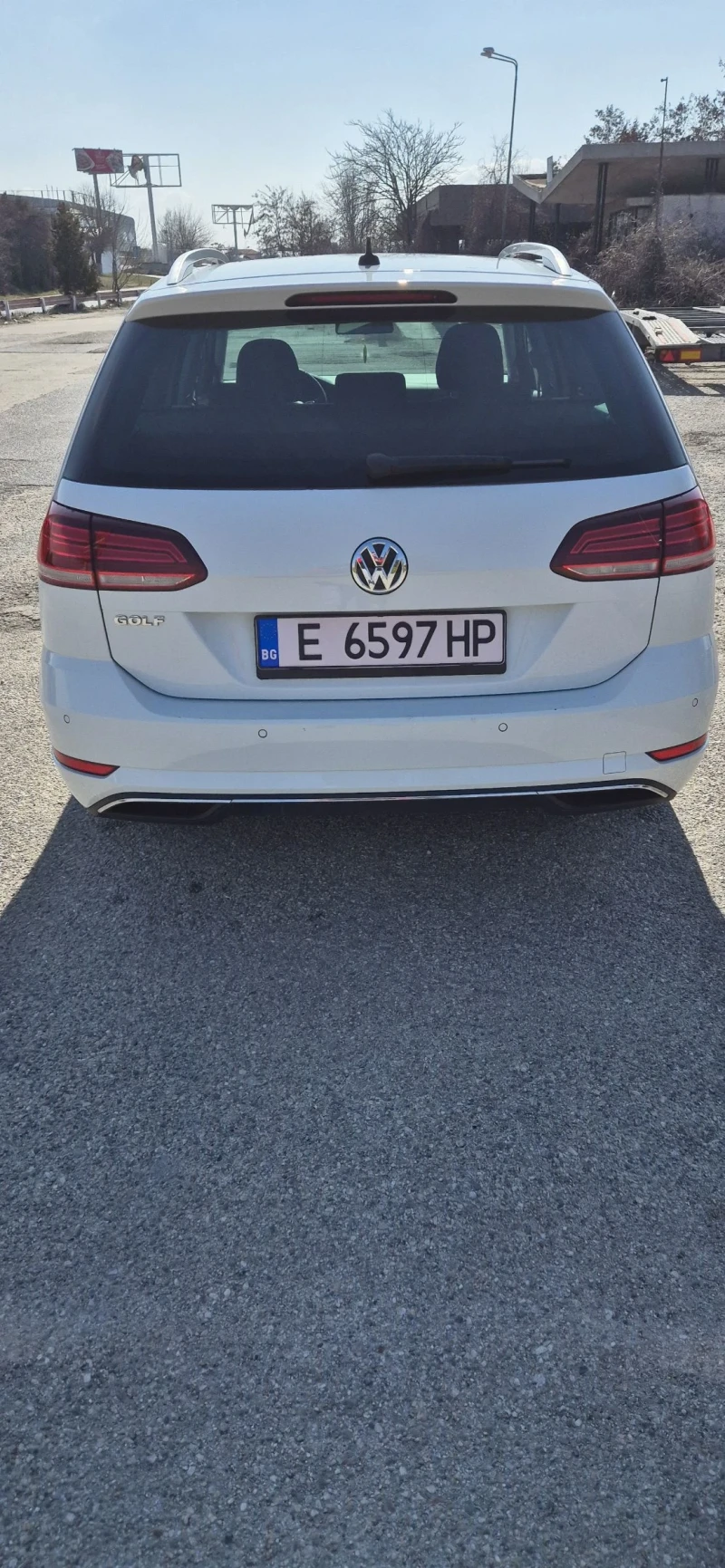 VW Golf 1.6 TDI, снимка 9 - Автомобили и джипове - 49221775