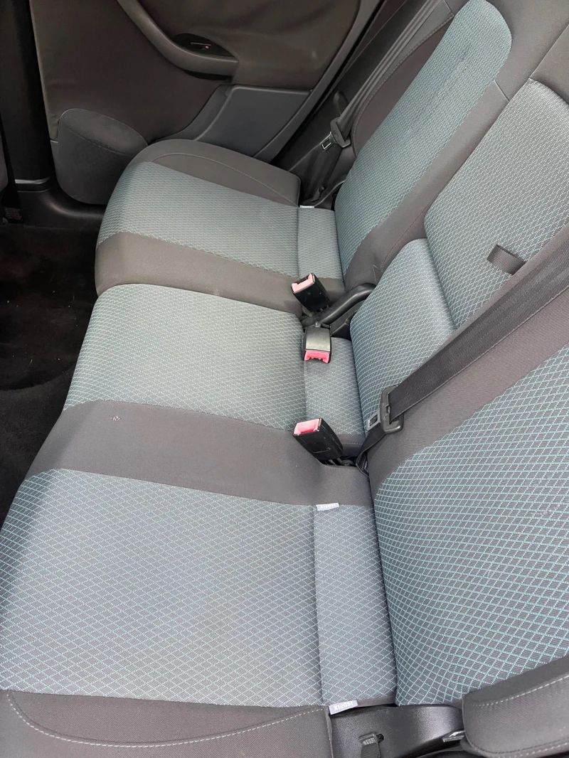 Seat Altea 1.9tdi-105kc, снимка 9 - Автомобили и джипове - 51121570