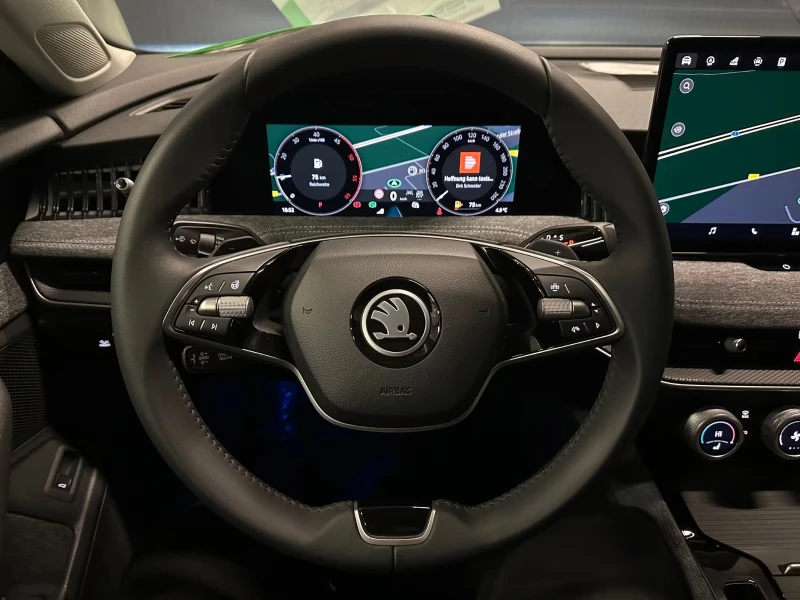 Skoda Superb 2.0TDI/SELECTION/193HP/LIM./DSG/4X4/HUD/360/691f, снимка 11 - Автомобили и джипове - 51593495