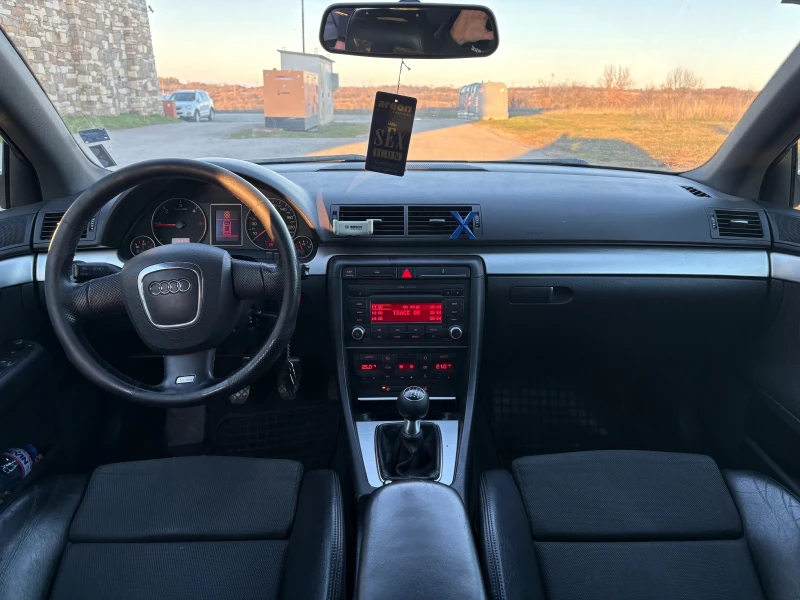 Audi A4 2.0TDI, снимка 3 - Автомобили и джипове - 52815592