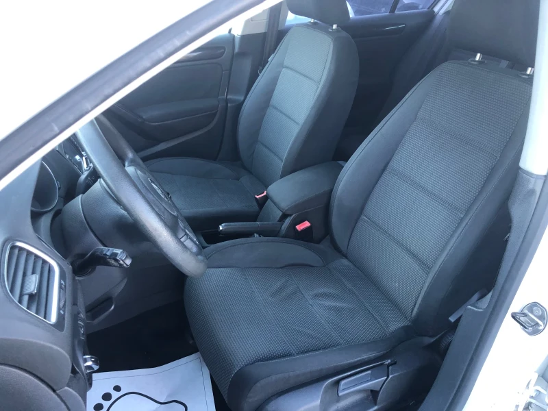 VW Golf, снимка 15 - Автомобили и джипове - 52934111