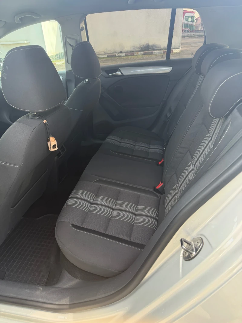VW Golf 1.2 TSI MATCH, снимка 14 - Автомобили и джипове - 53407408