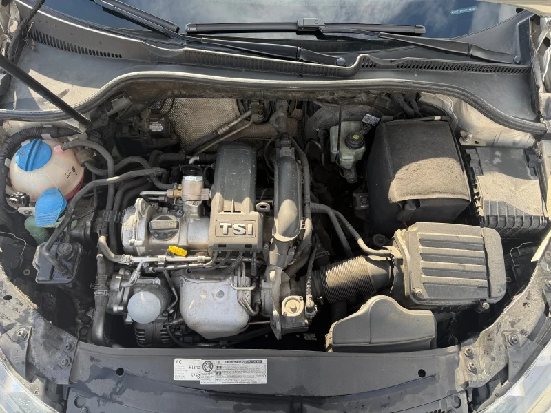 VW Golf 1.2 TSI MATCH, снимка 8 - Автомобили и джипове - 53407408