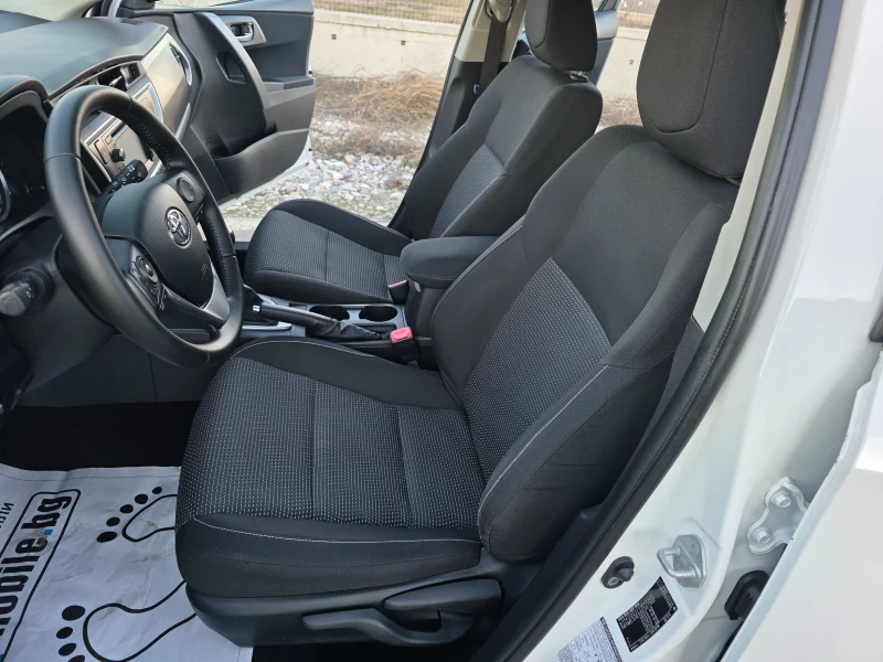 Toyota Auris 1.6 VVT Автопилот Камера Евро 5, снимка 6 - Автомобили и джипове - 53528309