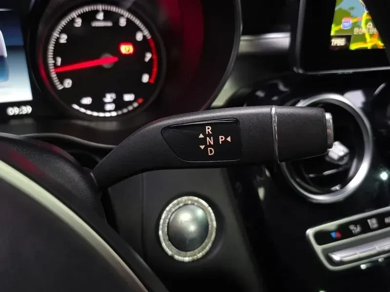 Mercedes-Benz C 200 * W205 * Avantgarde* , снимка 15 - Автомобили и джипове - 55060930