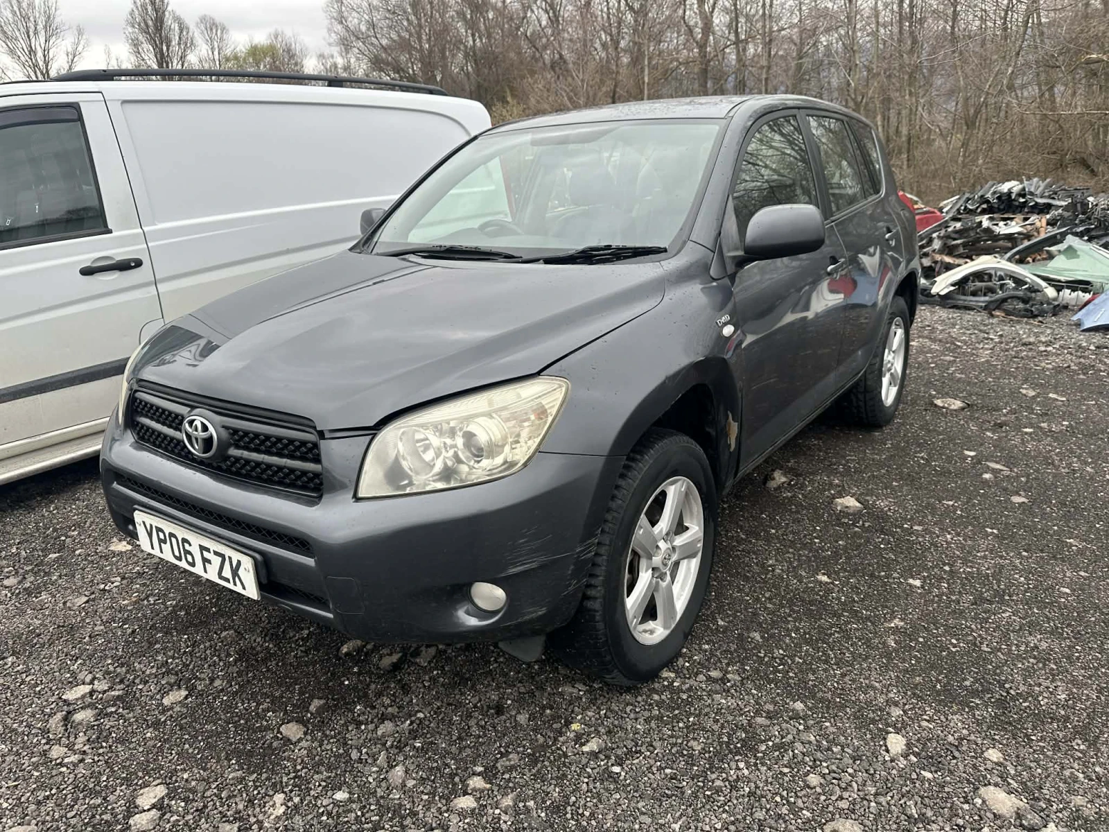 Toyota Rav4 . 2 D-4D 136 к. с. , 2007 г НА ЧАСТИ, снимка 5 - Автомобили и джипове - 52982399