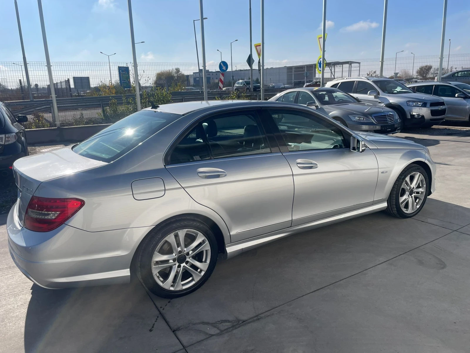 Mercedes-Benz C 250 AMG , 4Matic, Подгрев, FACE - изображение 4