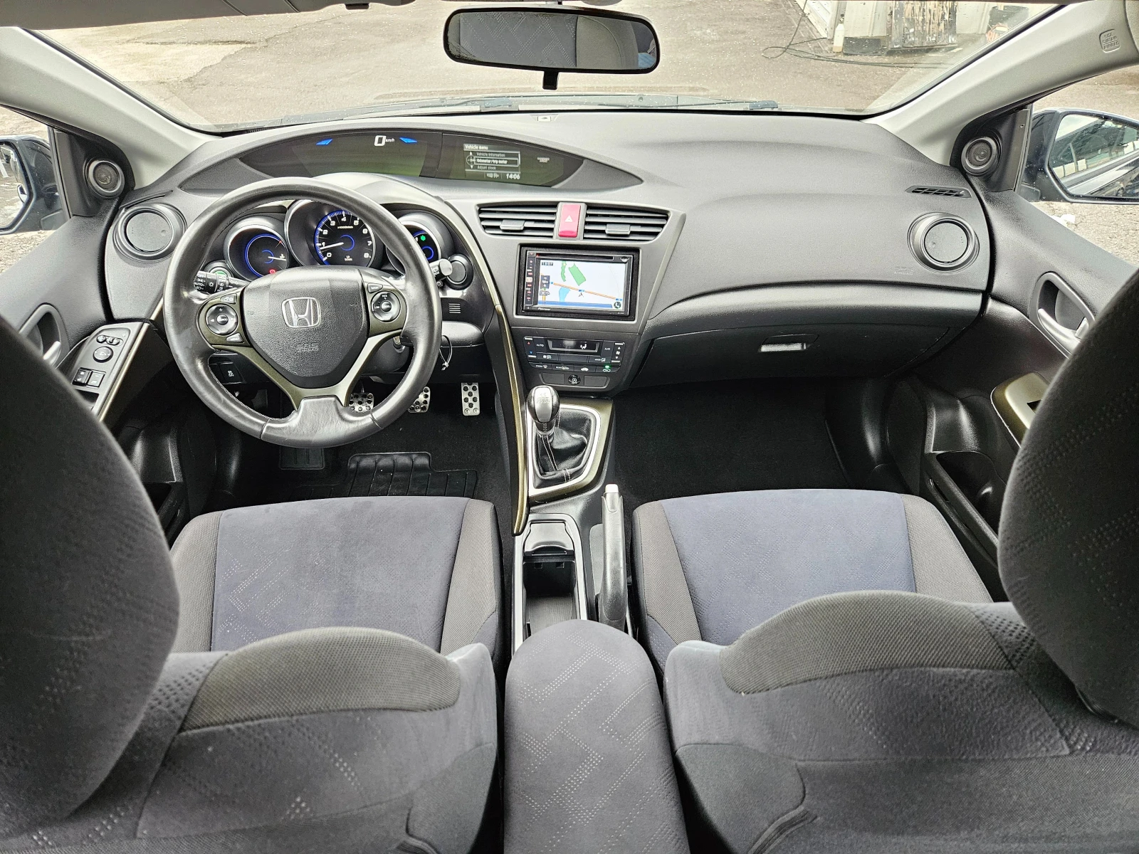 Honda Civic 1.4I/122000км/99k.c/6ск/LED/NAVI/БЛУТУТ/EURO5B/ТОП - изображение 10