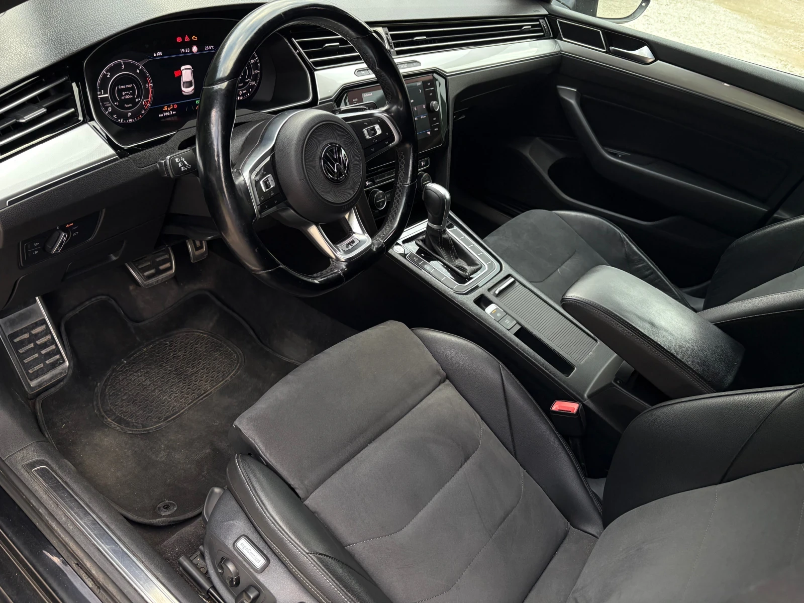 VW Arteon 2.0 TDI* 190кс* R-Line* DSG* Distronik* Kamera* EU - изображение 10