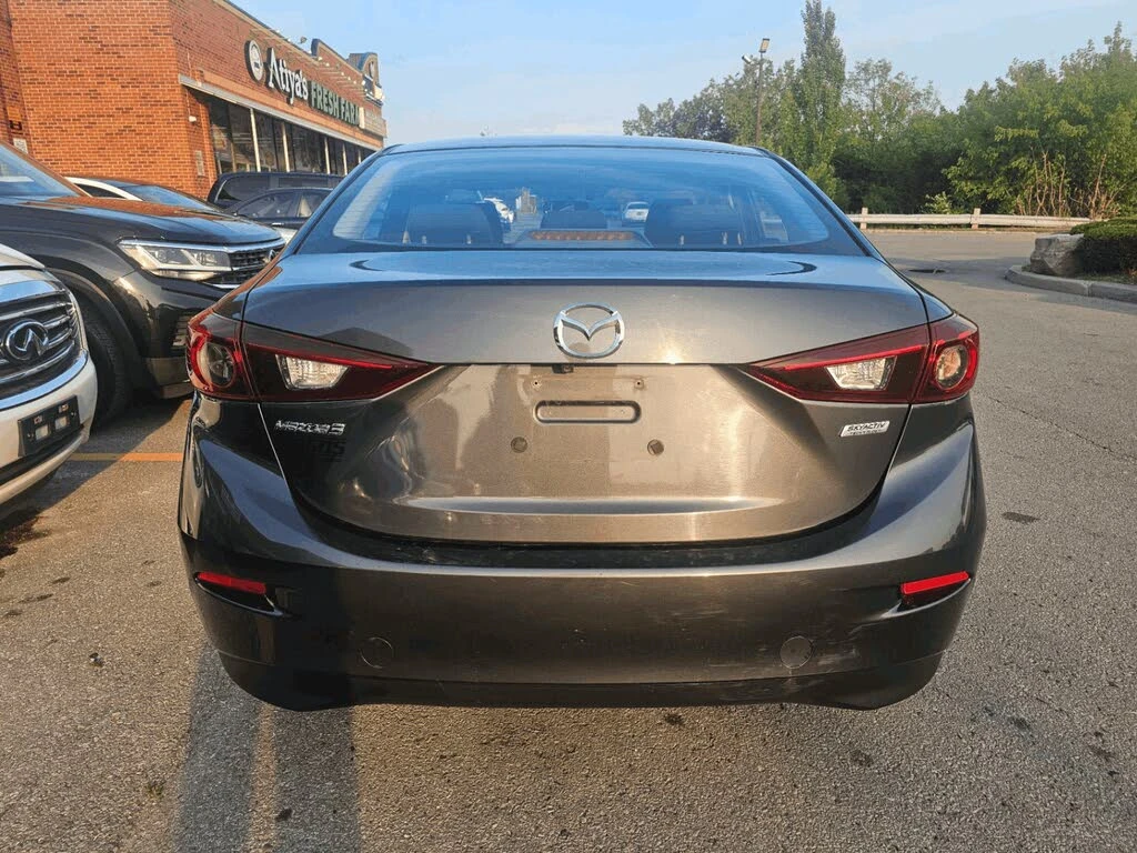 Mazda 3 * АВТО КРЕДИТ* ЦЕНА ДО БГ * Сервизна история *  - изображение 6