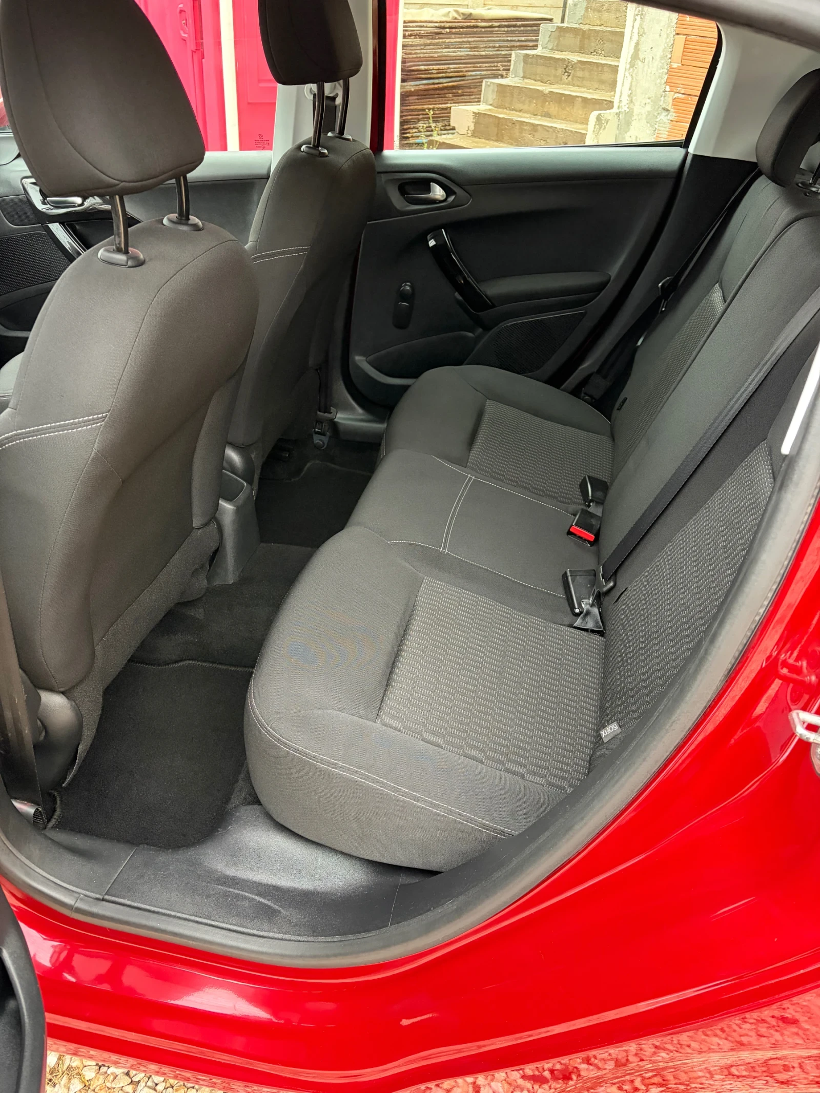 Peugeot 208 1.2  ! | Mobile.bg   7