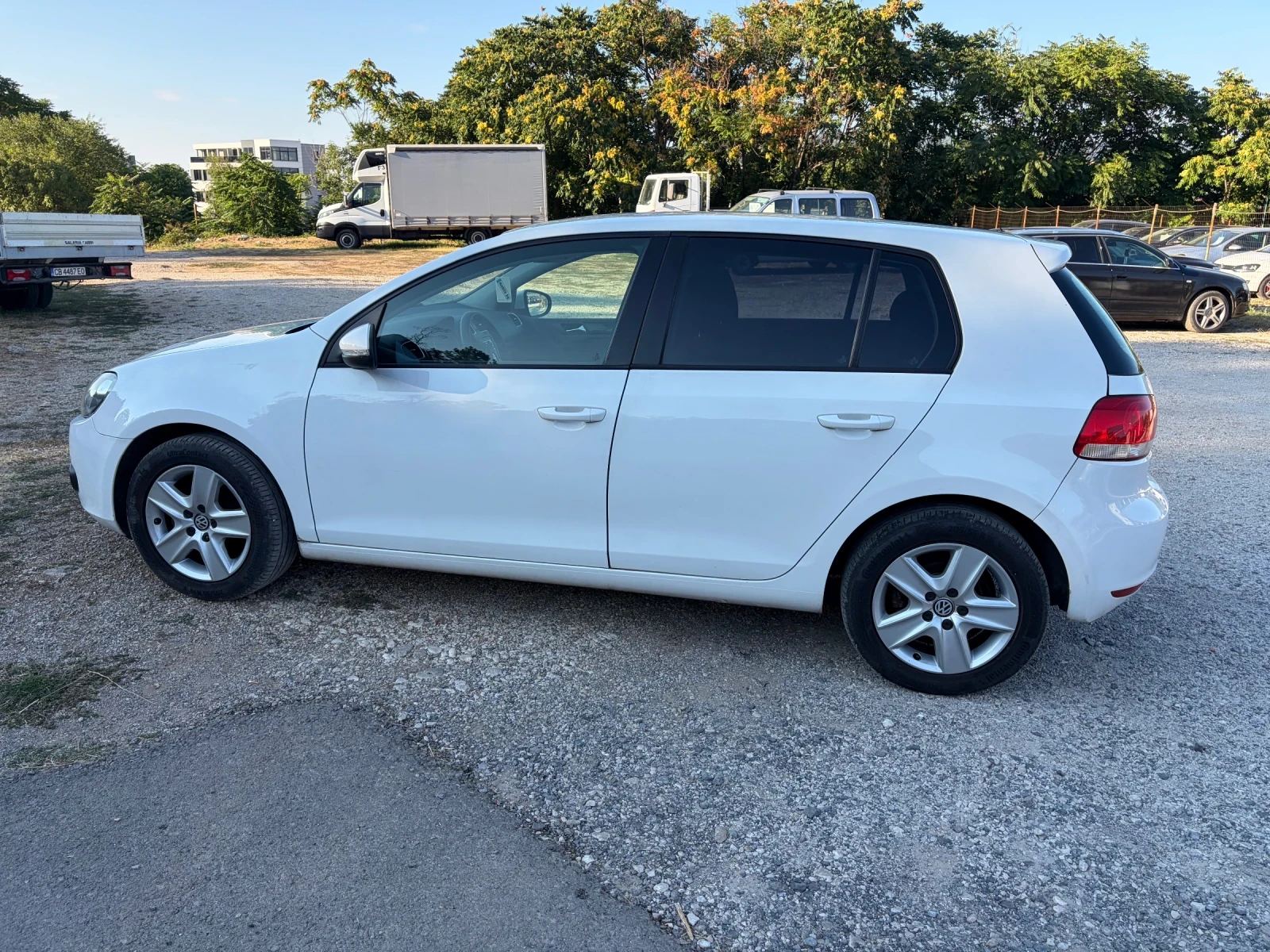 VW Golf, снимка 7 - Автомобили и джипове - 52934111