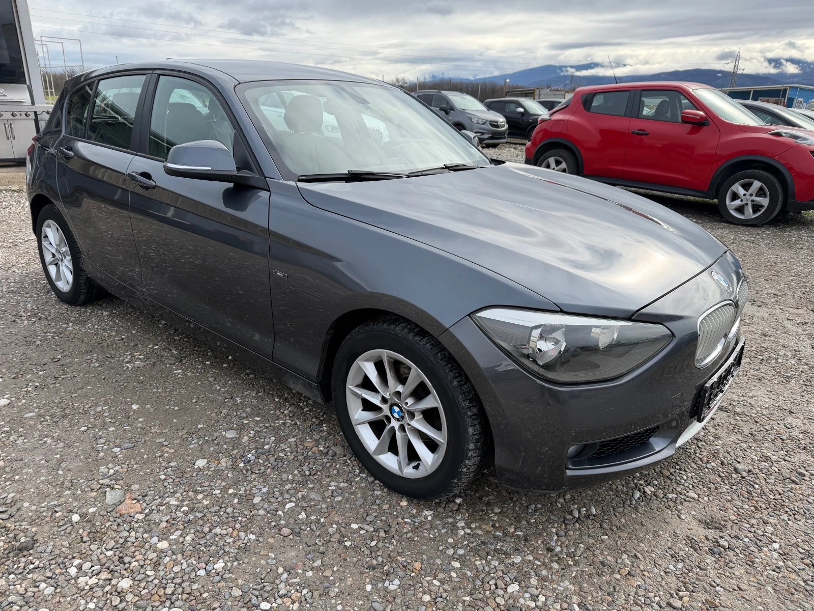 BMW 118 2.0 D  - изображение 3