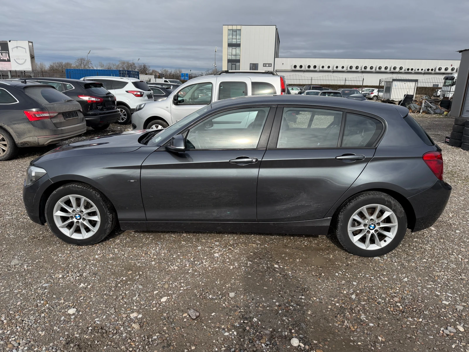 BMW 118 2.0 D  - изображение 8