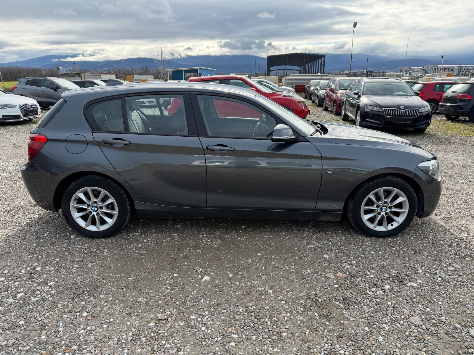 BMW 118 2.0 D  - изображение 4