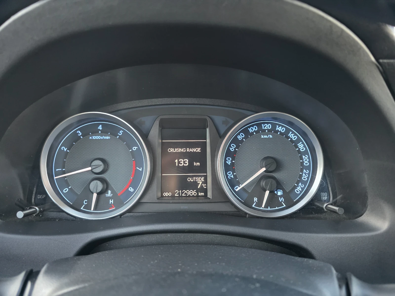 Toyota Auris 1.6 VVT ��������� ������ ���� 5 | Mobile.bg � ����������� 14