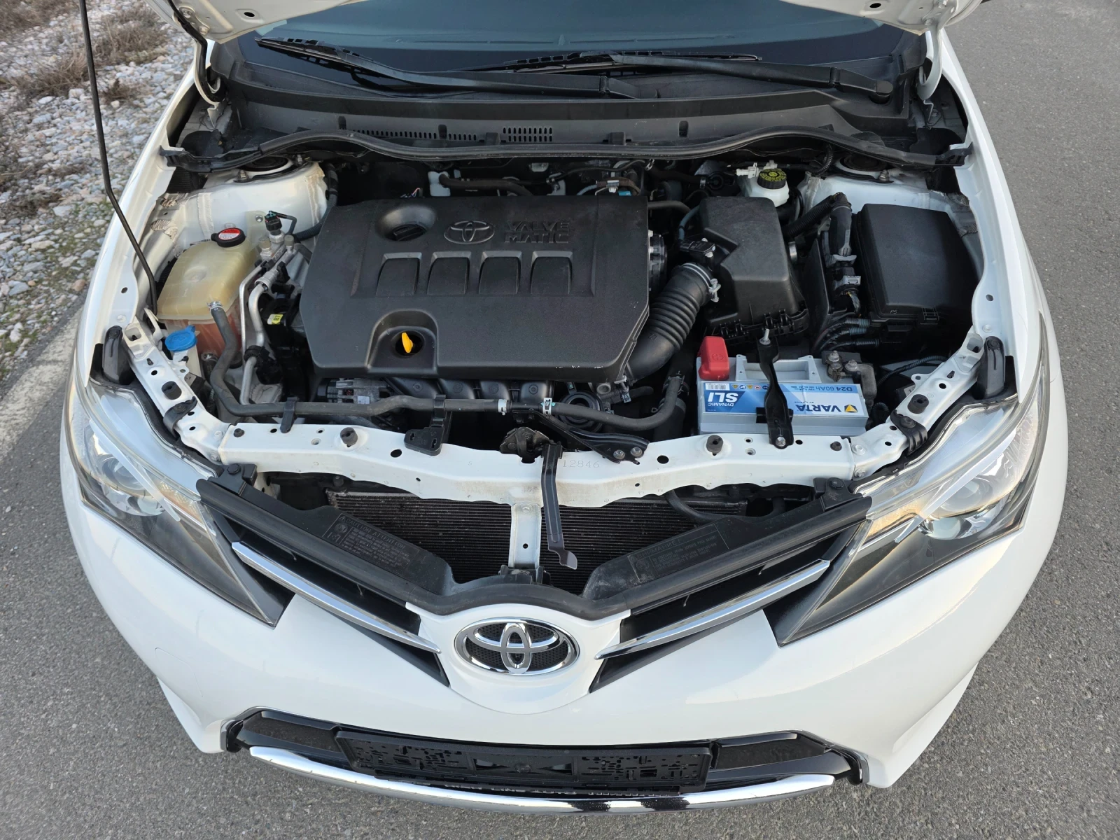 Toyota Auris 1.6 VVT ��������� ������ ���� 5 | Mobile.bg � ����������� 17