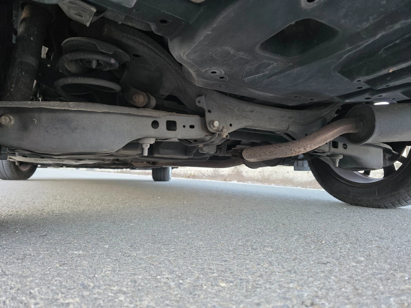 Toyota Auris 1.6 VVT ��������� ������ ���� 5 | Mobile.bg � ����������� 16